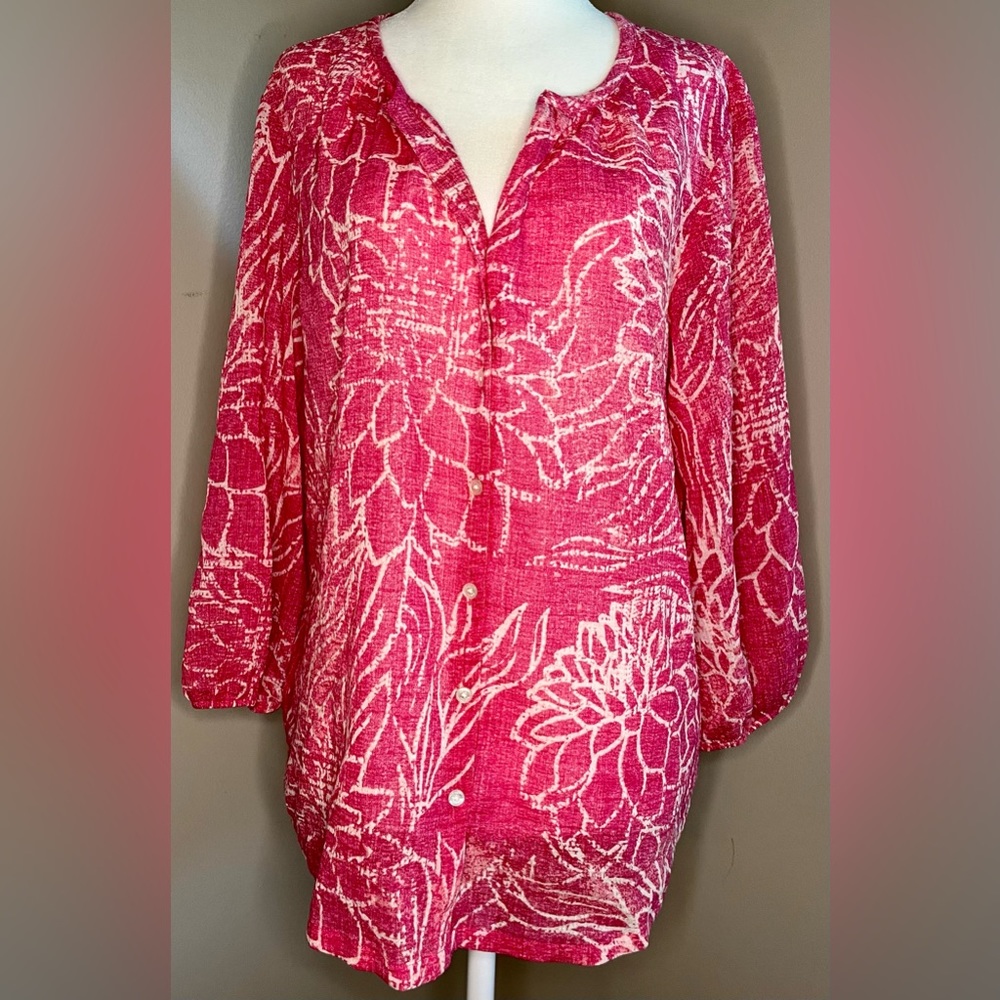 Tommy Bahama women’s top